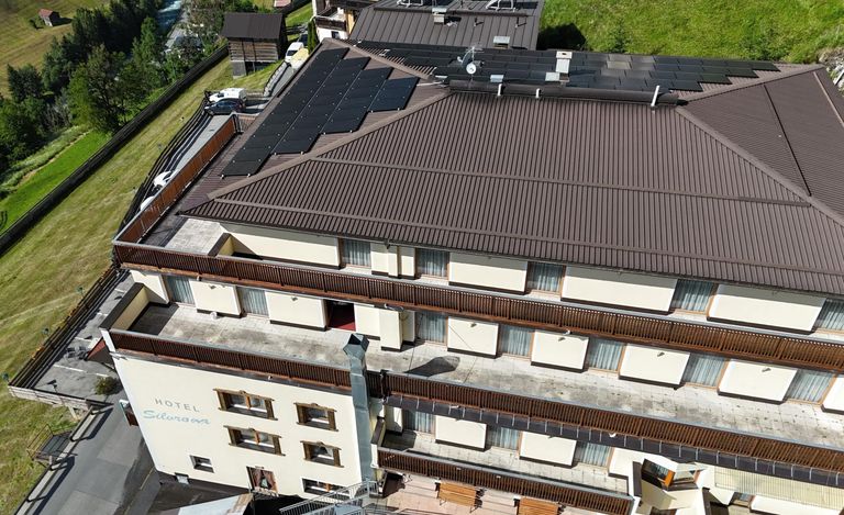 Kappl - Hotel - Drohnenansicht oben