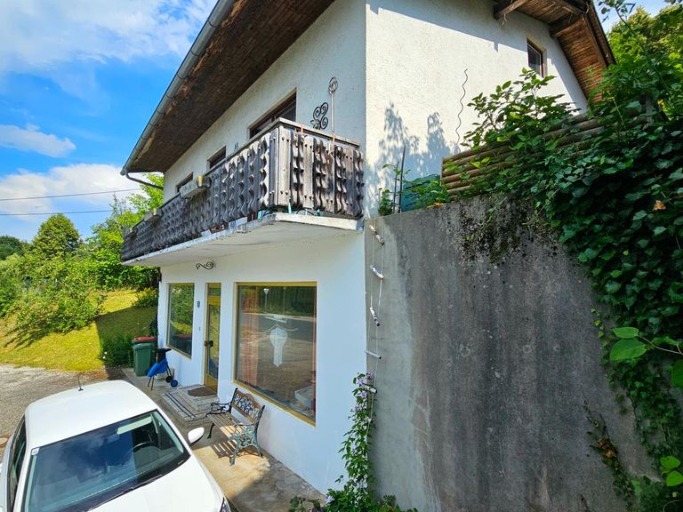 Ein-/Zweifamilienhaus