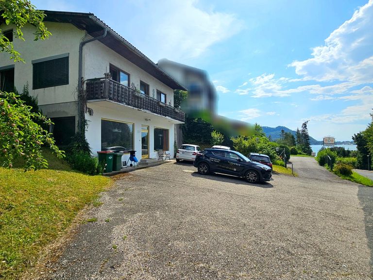 Ein-/Zweifamilienhaus ca. 250 m vom See entfernt