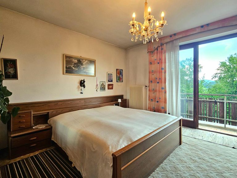 Schlafzimmer 1 mit Balkon
