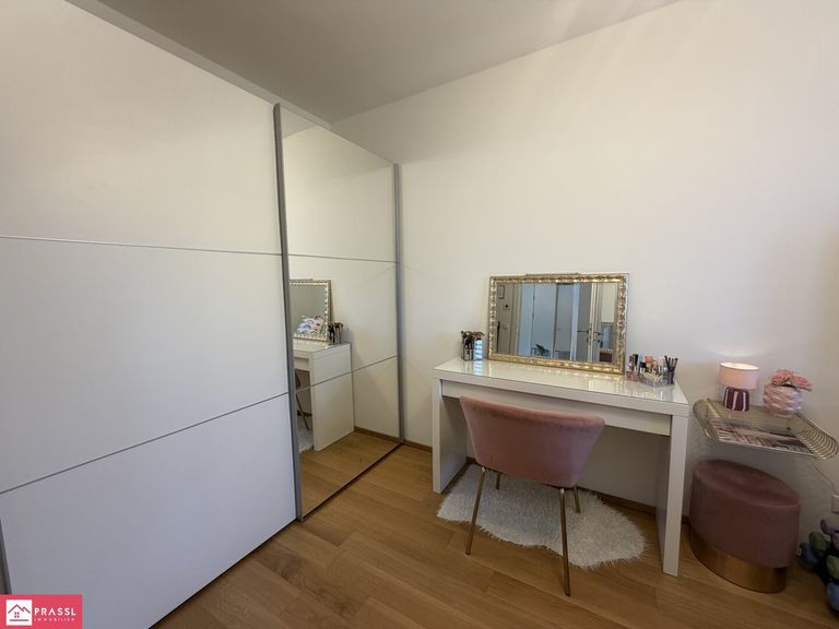 Schlafzimmer - Schrenkecke