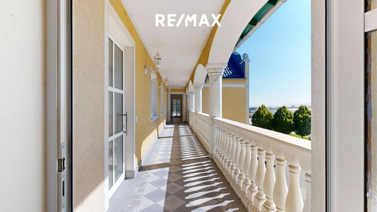 Balkon im Obergeschoss