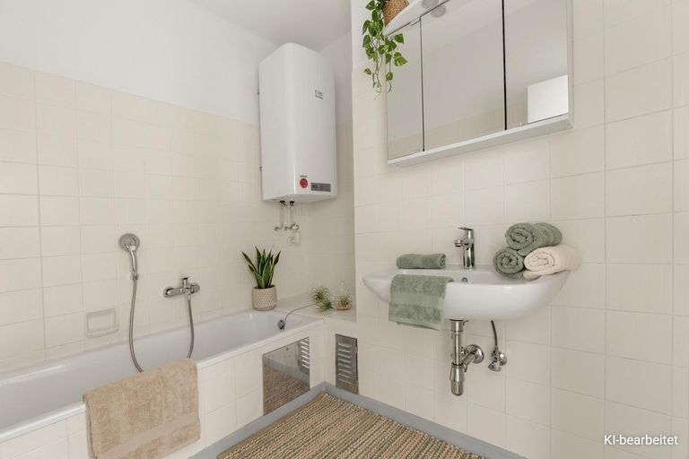 Dekoriertes Badezimmer - KI Symbolfoto