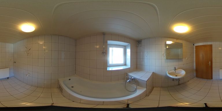 Badezimmer EG