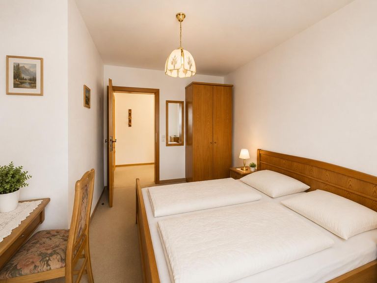Schlafzimmer5