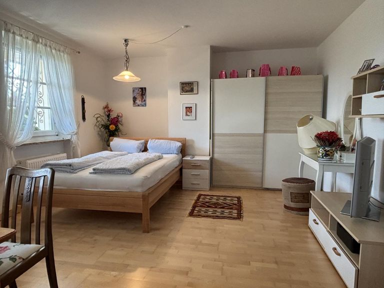 Schlafzimmer EG