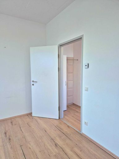 Raum 2 Richtung Gadarobe