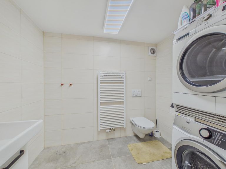Badezimmer EG 2