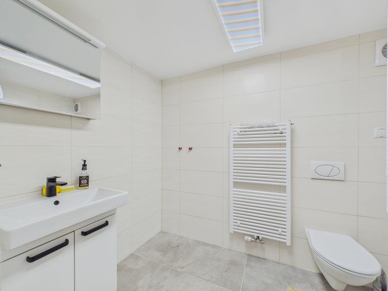 Badezimmer EG 1