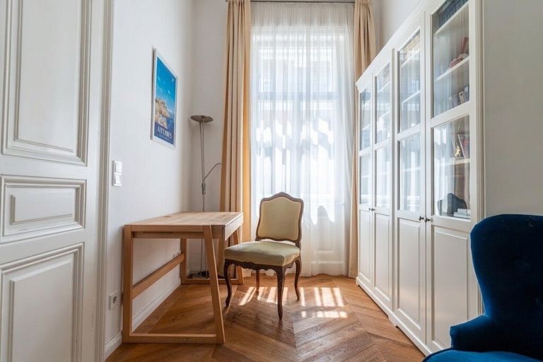 Schlafzimmer 2