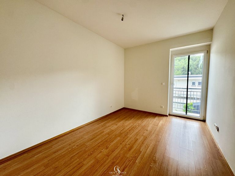 Kinder-/Arbeitszimmer