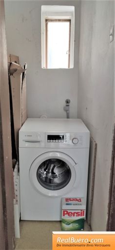 Abstelraum am Gang mit Platz für eine Waschmaschine