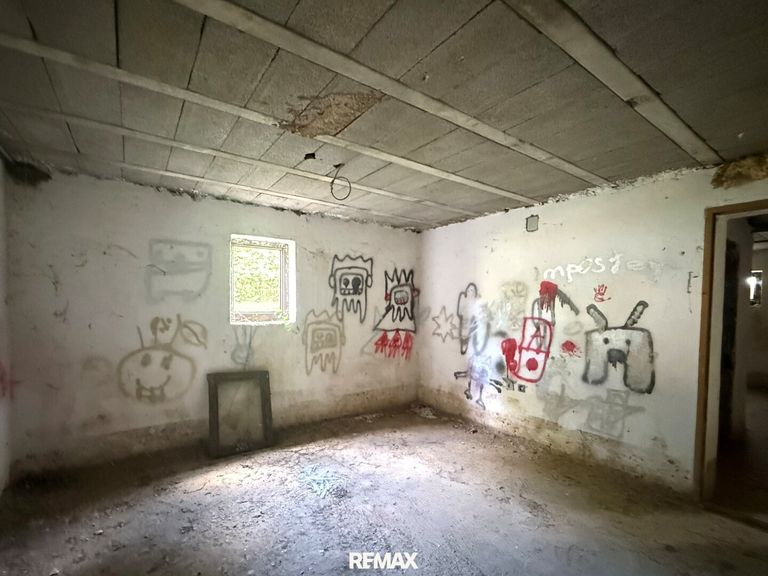 Keller