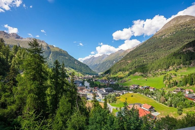 Eisenmann-Immobilien-Wohnung-Sölden-Ausblick