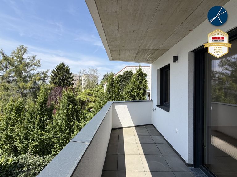 Balkon mit Blick ins Grüne