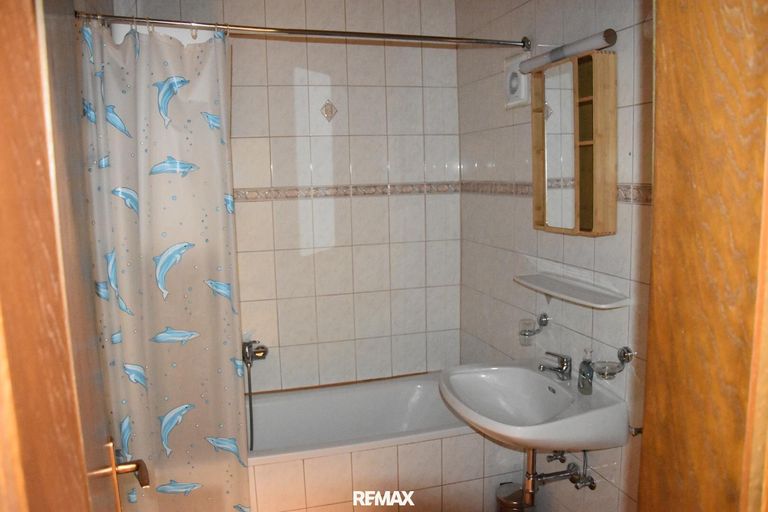 Bad WC Waschbecken 