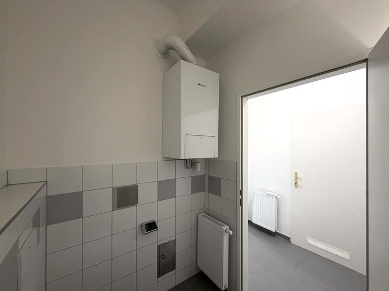 Eingang Büro / Praxis / Toilette