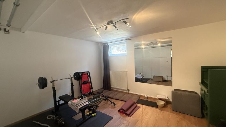 Fitnessraum im Keller