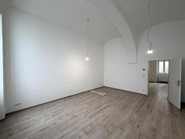 Büroraum / Behandlungsraum 2