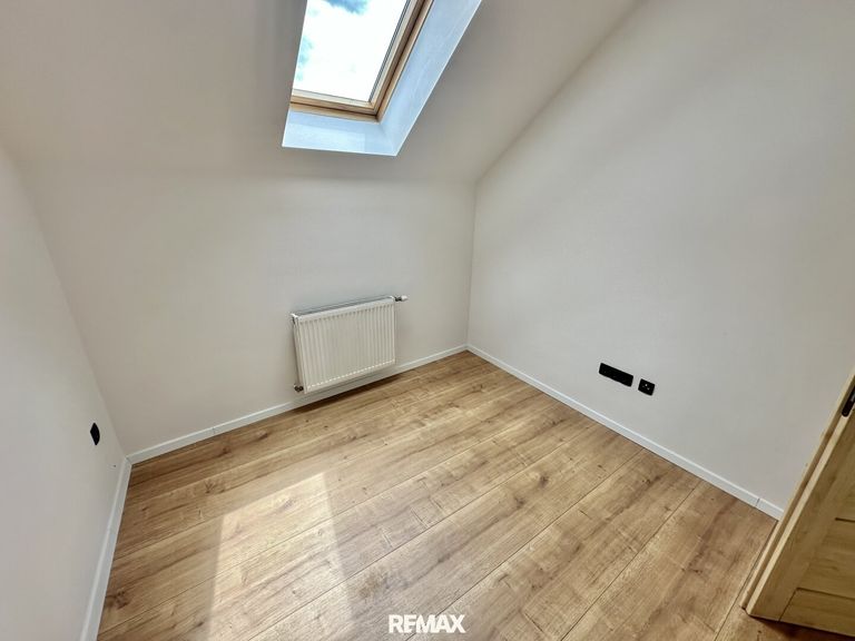 Haus 1 Kabinett OG