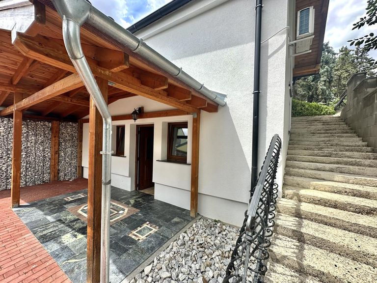 Haus 1