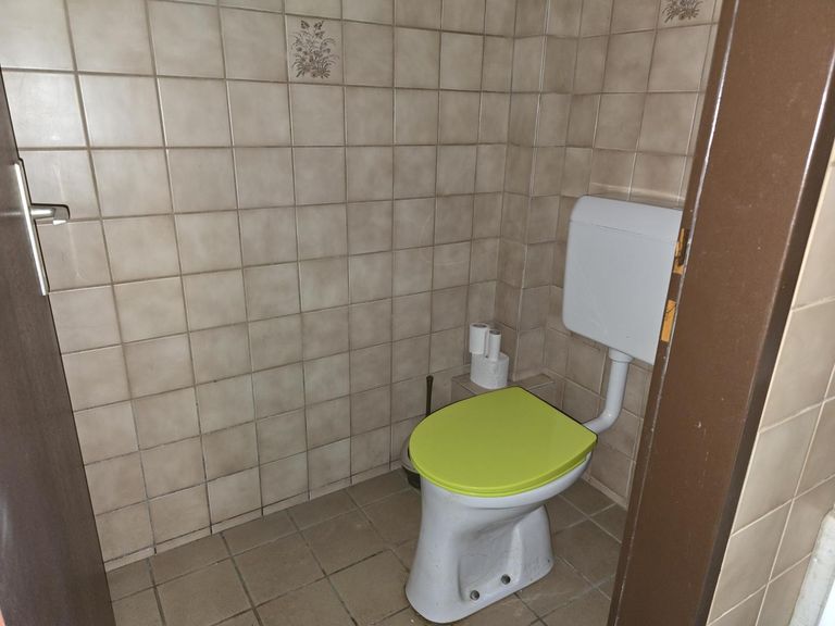 WC