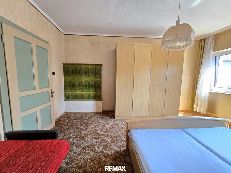 Zimmer 2 mit Kachelofen