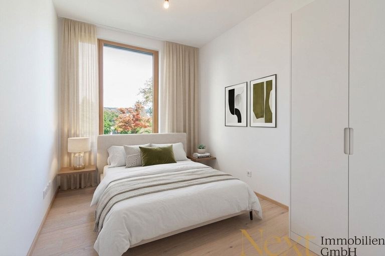 Schlafzimmer II (KI möbliert)