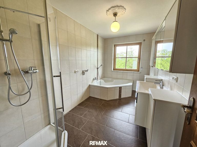 Badezimmer OG