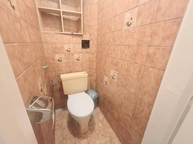 WC