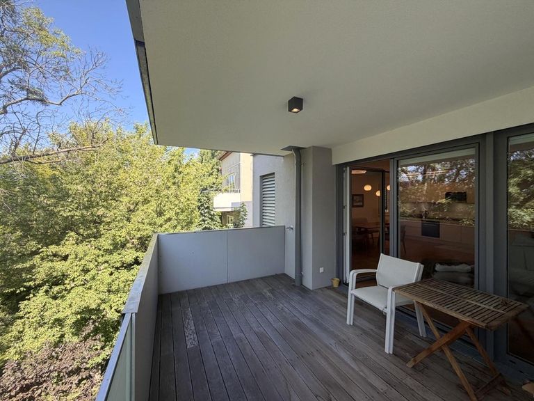 überdachte Terrasse