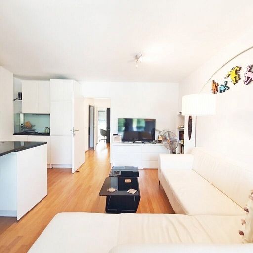Wohnküche ca. 21 m² mit Balkon