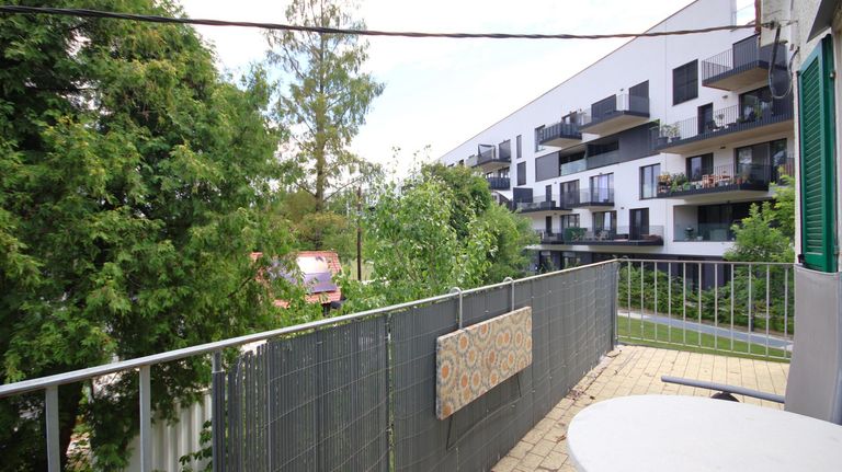 Balkon 1OG