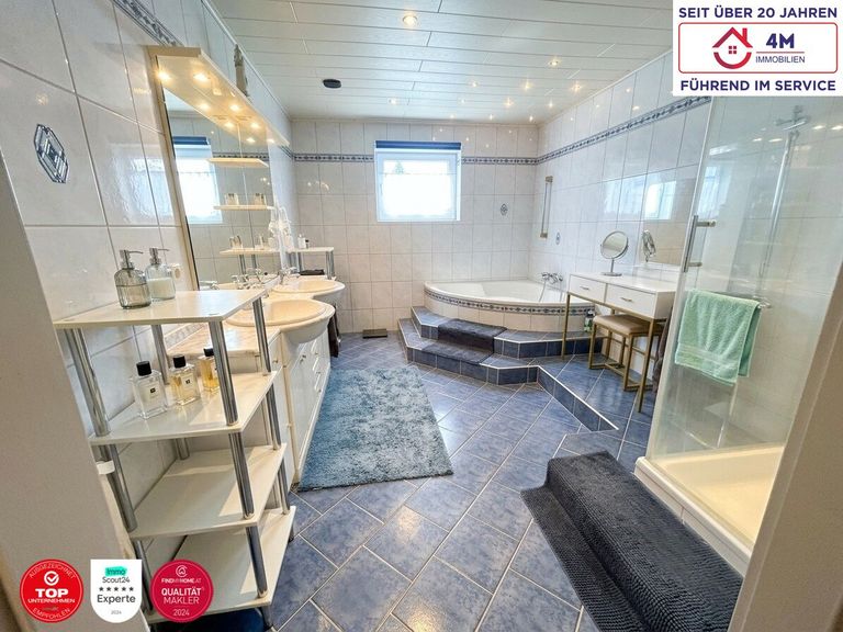 Badezimmer EG