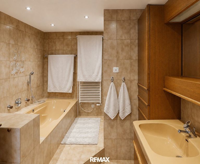 Pflach - Haus - OG Badezimmer