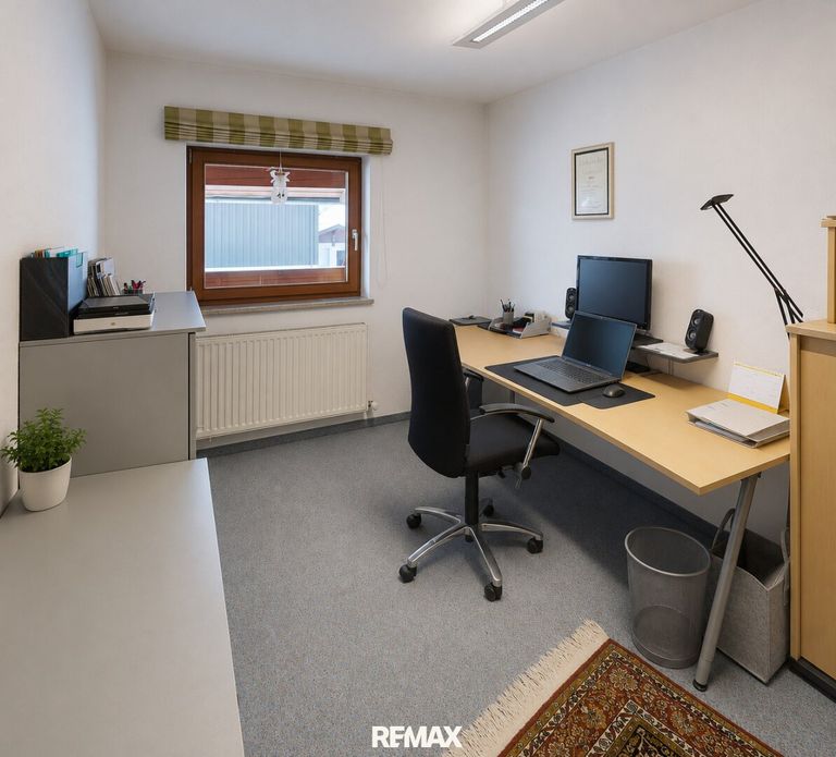 Pflach - Haus - OG Zimmer 1
