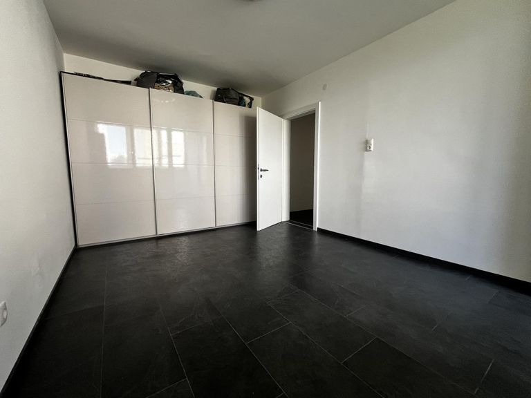 6 Schlafzimmer