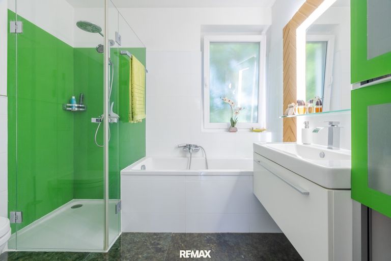Badezimmer OG
