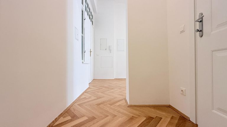 Vorraum vom Badezimmer