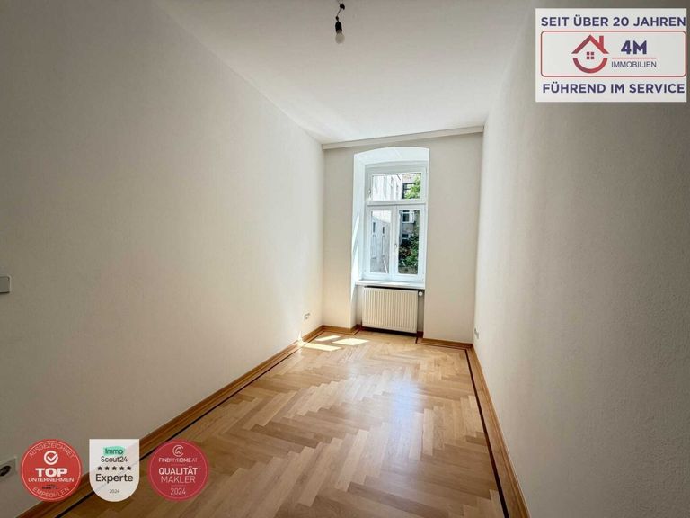 Schlafzimmer 2 - Hofseitig