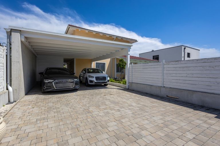Carport Parkplatz
