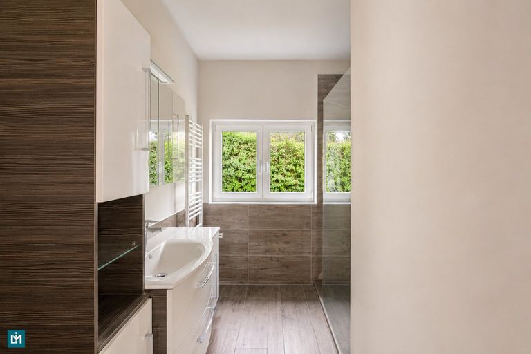 Badezimmer (W) OG.