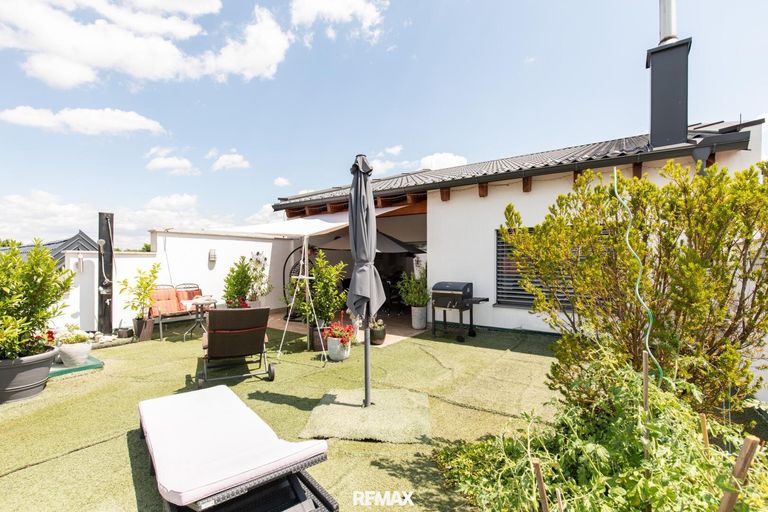 Wohnhaus Parndorf Terrasse N/W OG