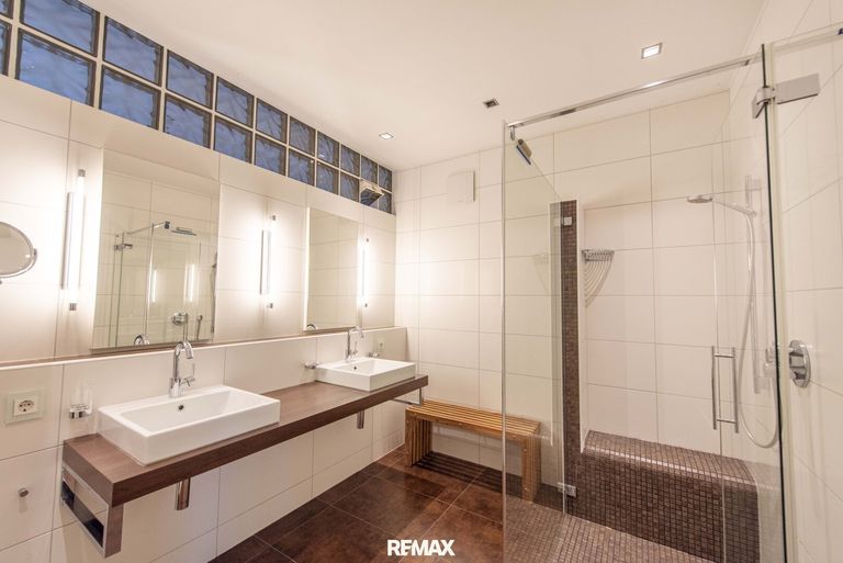Badezimmer I