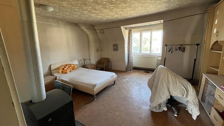 OG SZ Zimmer vorne
