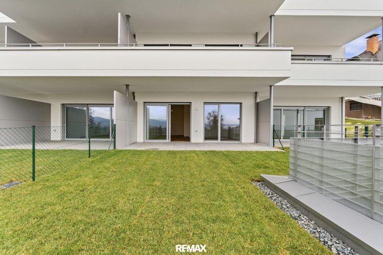 Terrasse samt Gartenanteil