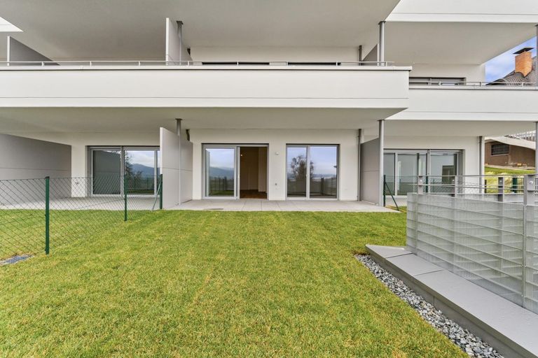 Terrasse samt Gartenanteil