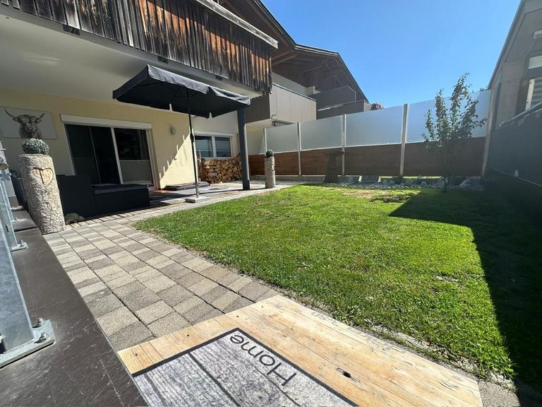 Garten-Terrasse