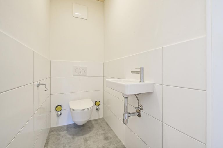 WC (Musterwohnung)