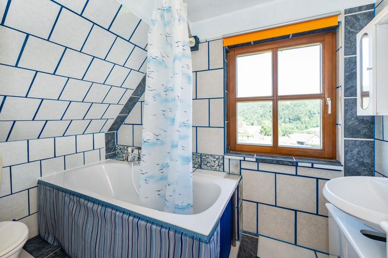 Badezimmer DG